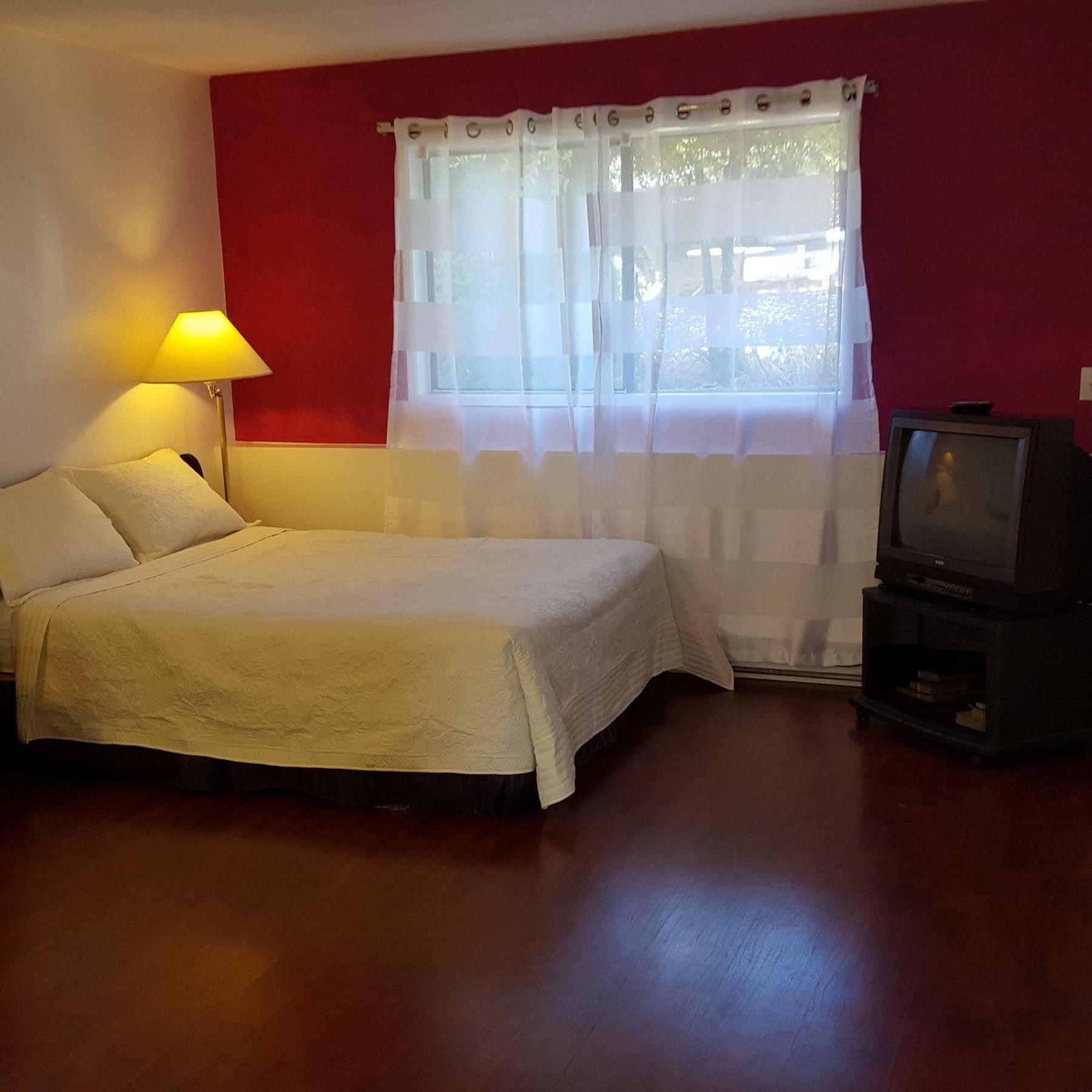 Croft Inn Motel Crofton Zewnętrze zdjęcie
